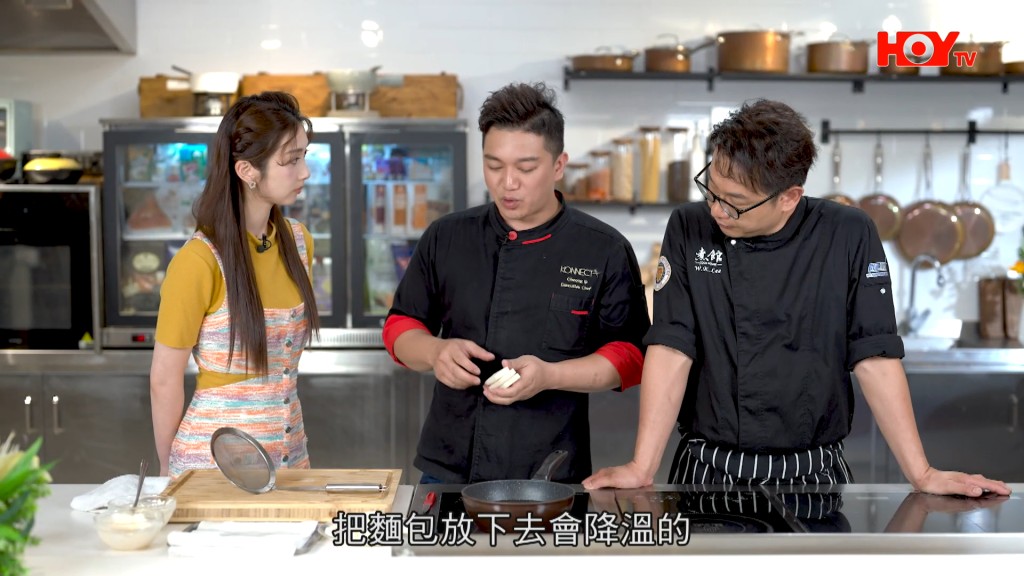 黃靜藍雖然仍會工作,但也透露準備生B。