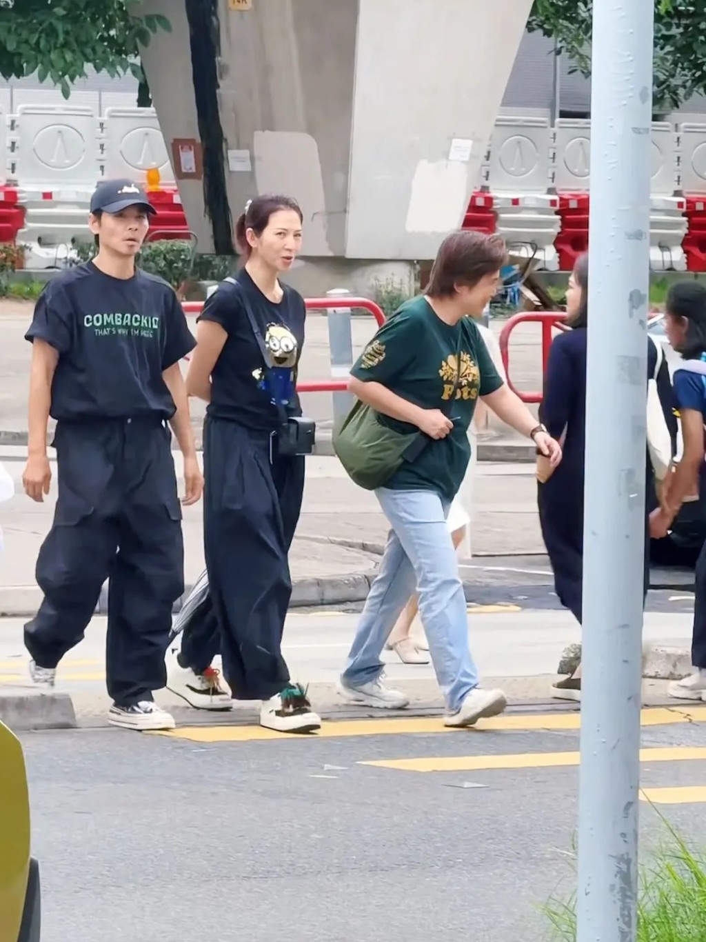 大病過後的張晉,當時看來仍未完全恢復元氣。