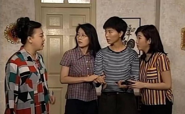 梁雪湄（右）曾參演多部TVB劇集。