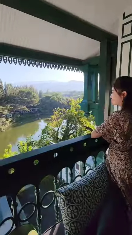 可飽覽優美的內園景色。
