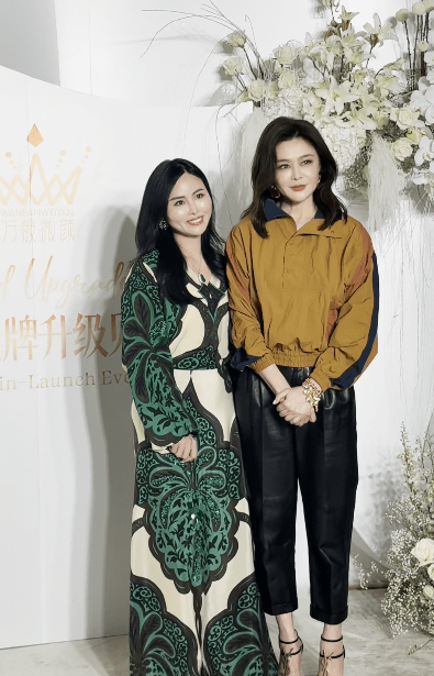 亦有網民覺得關之琳的容貌與以往相比有所不同。