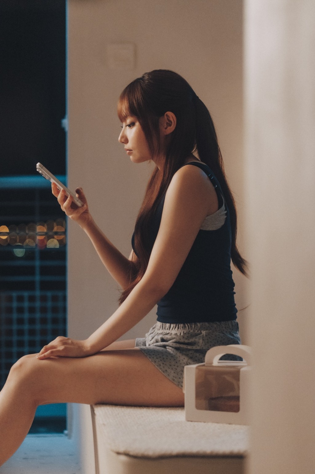 Day希望這首新歌能為受情傷困擾的聽眾帶來治癒。