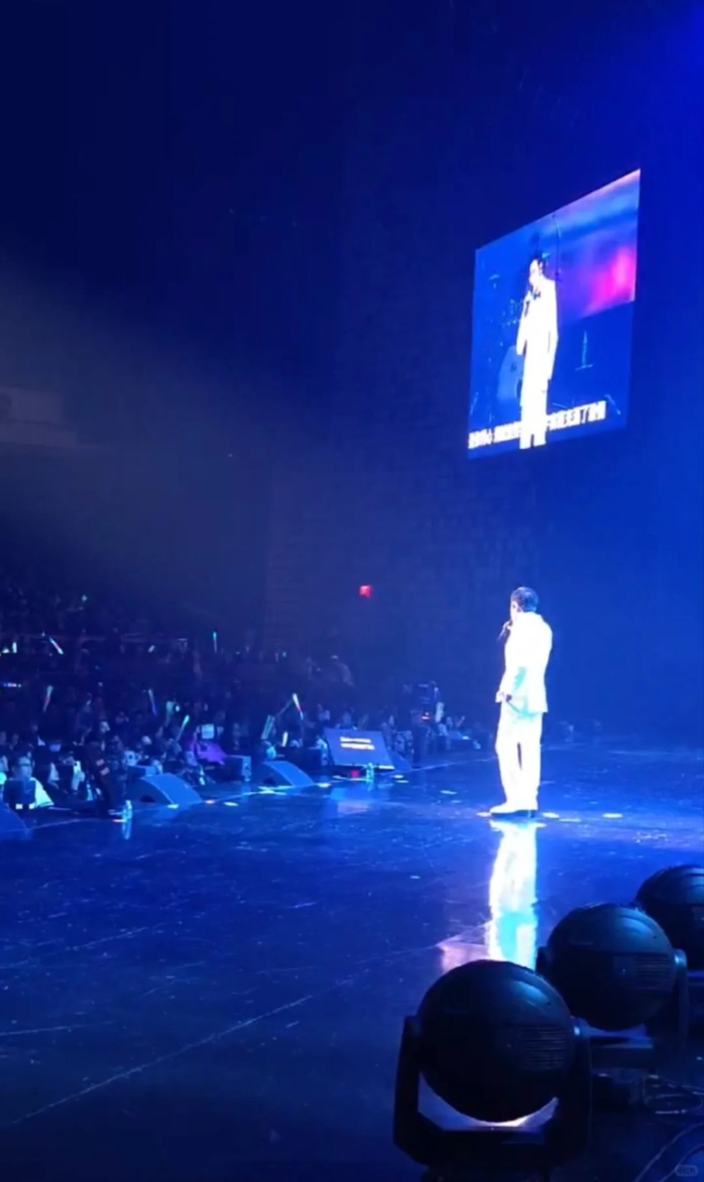 羅嘉良近日登台演出,被指忍痛唱了七首歌。
