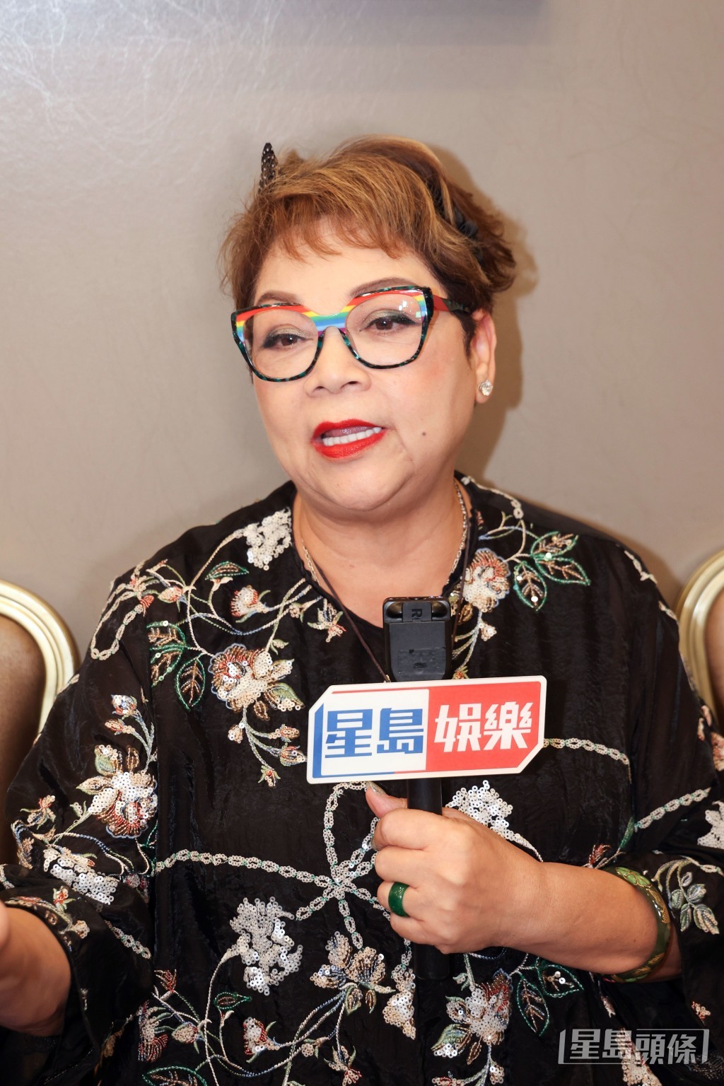 即使擔心健康狀況，肥媽仍以積極態度享受人生。