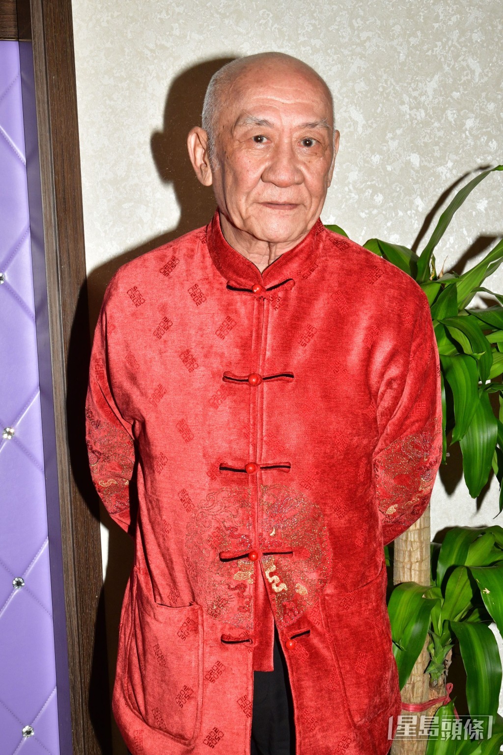 李家鼎指,前妻施明生前與李泳豪太太關係良好。