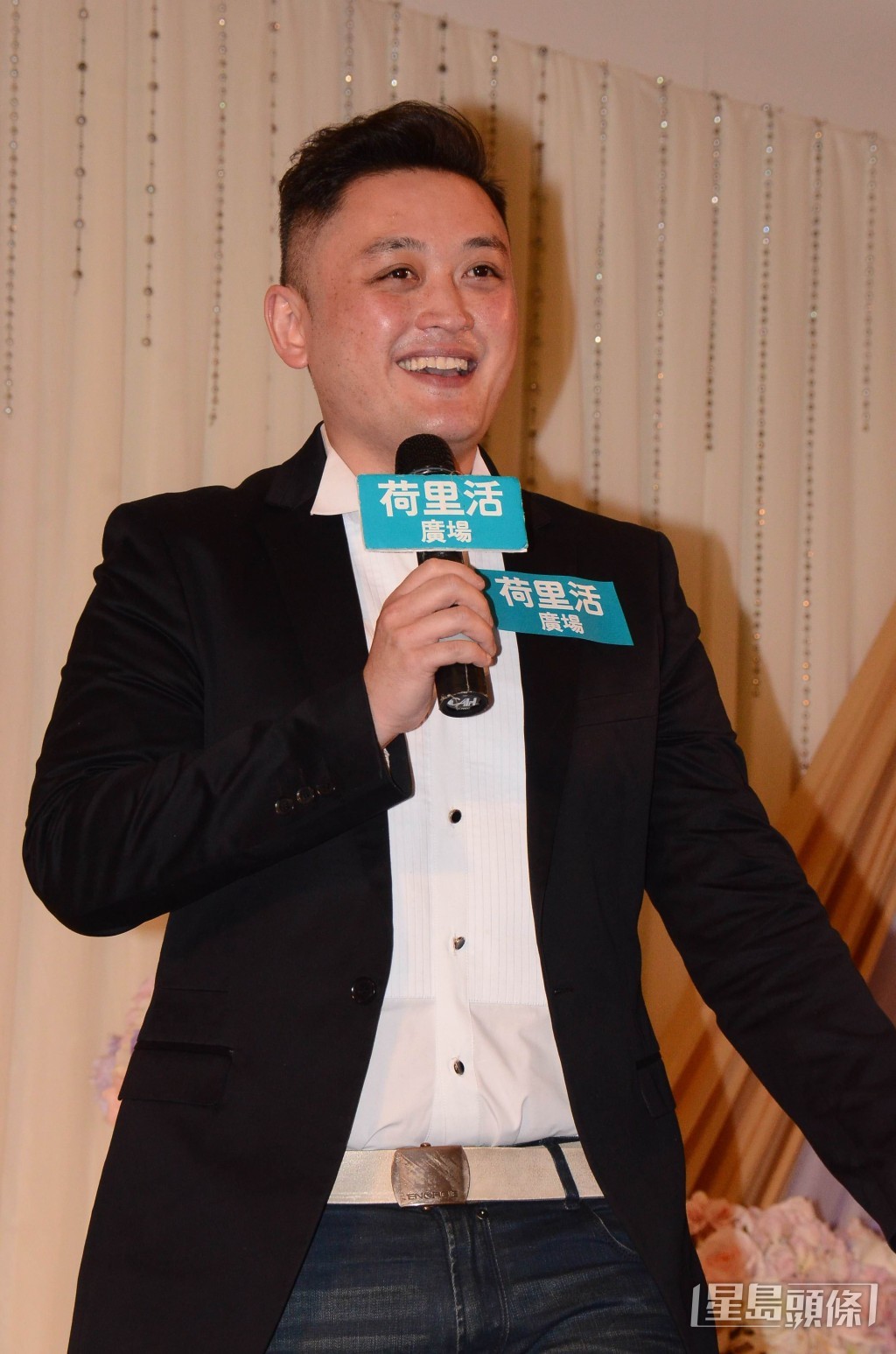李泳漢不歡迎弟弟李泳豪的太太出席施明的喪禮。