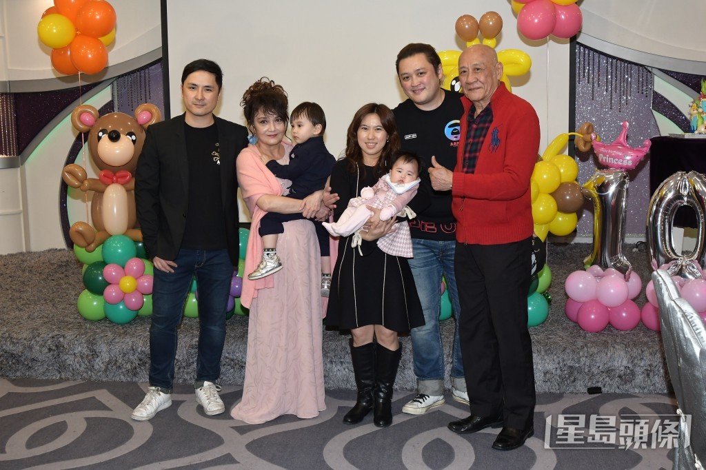 李泳漢稱,李泳豪的太太Agnes主動結識其妻,不久後便見弟弟與她拍拖。