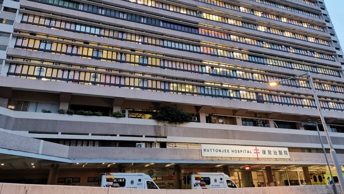 灣仔17歲少女天台企跳近兩小時 送院後不治