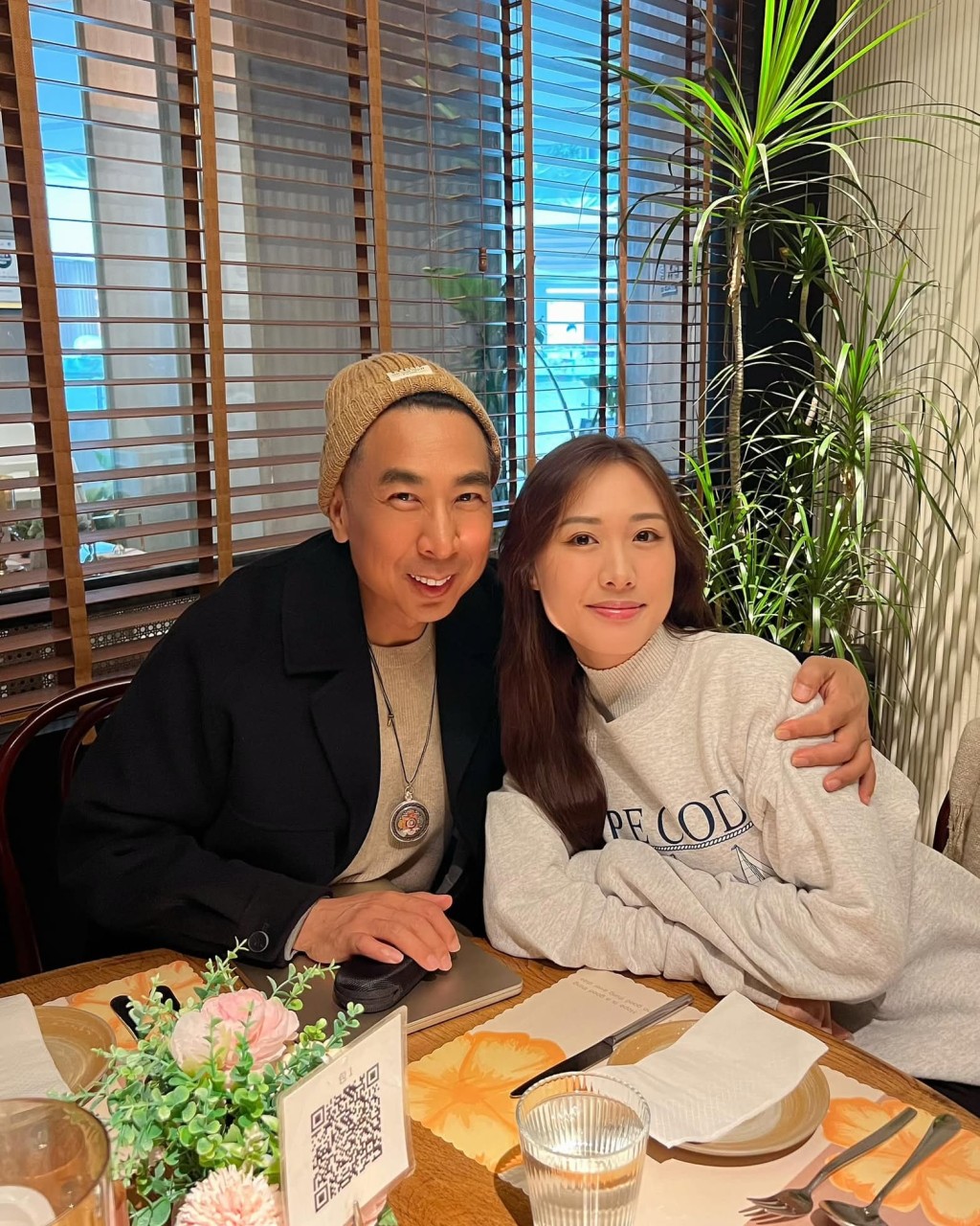 許愿與女兒許倚榕感情深厚。
