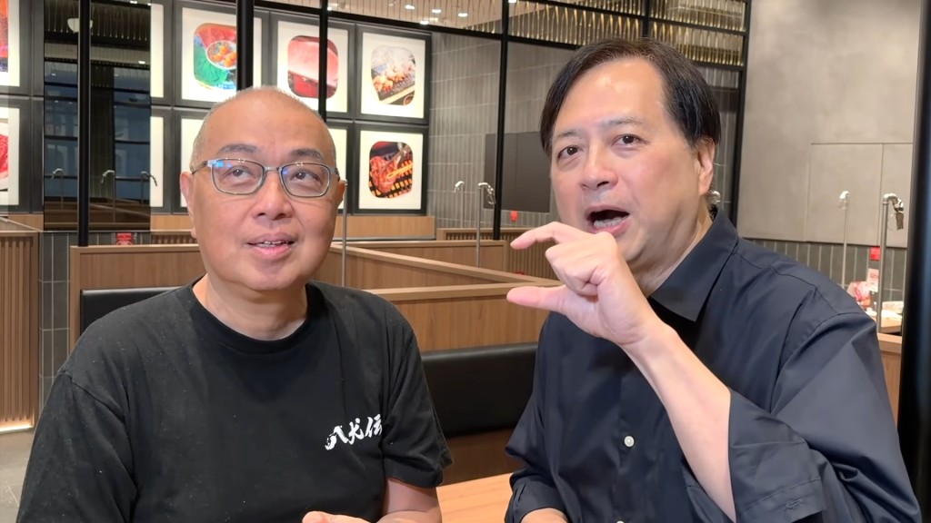 林祖輝告訴楊紹鴻,餐廳籌備了一年,他親自參與了許多研發工作。(影片截圖:楊紹鴻Youtube頻道)