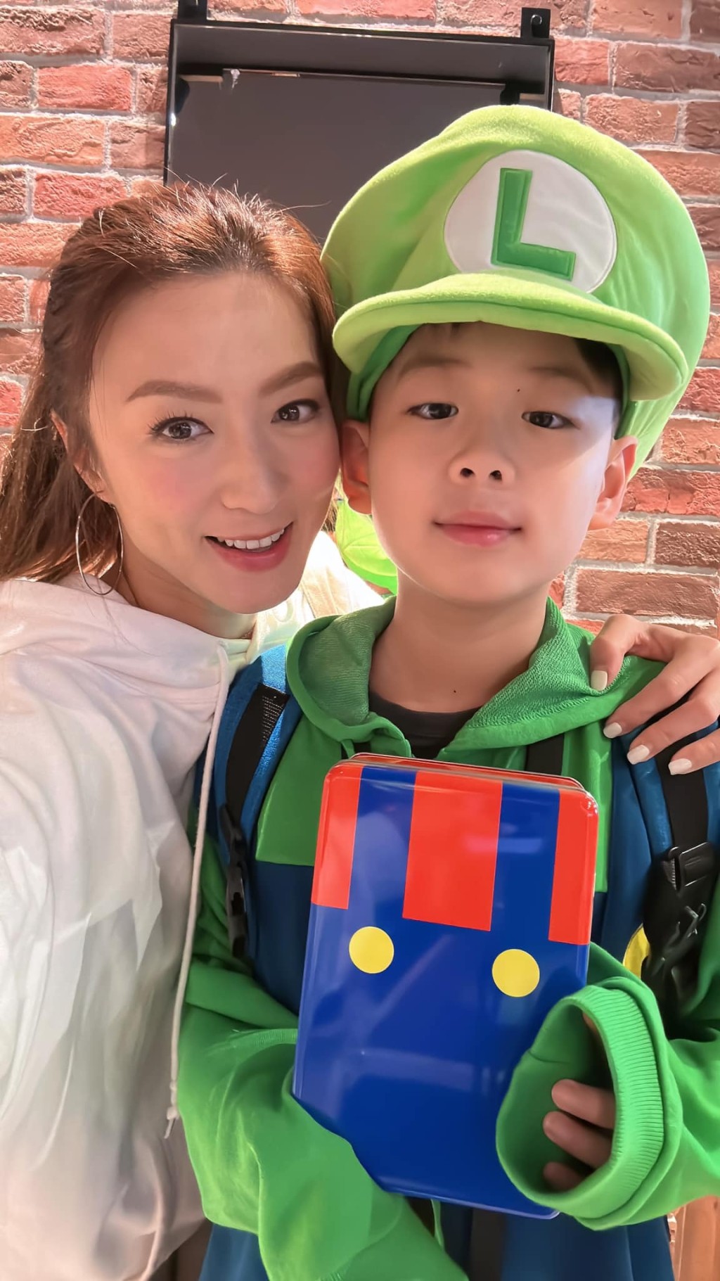 姚嘉妮較常分享兒子的生活照。