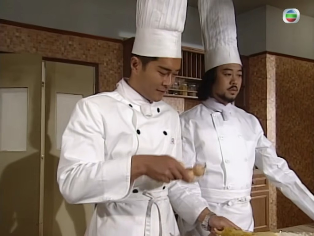 1997年TVB劇集《美味天王》中,歐陽震華飾演的田味吉與古天樂飾演的喬柏高,其搞笑合作成為一代經典。