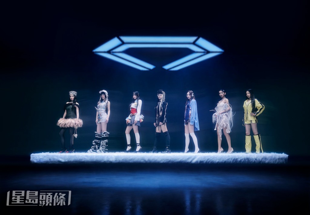 《PERSONA》專輯包含七種曲風,對應七位成員的不同特色。