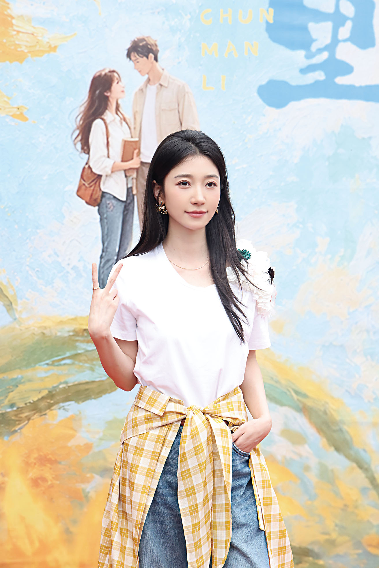 王格格專注事業，幾乎全年都在劇組拍戲。網上圖片
