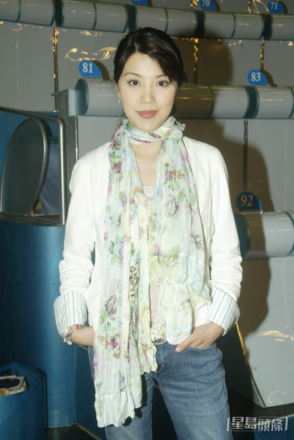 陳淽菁舊照中的她樣貌清秀、氣質大方，與近日被指「P圖過重」的樣貌對比鮮明。