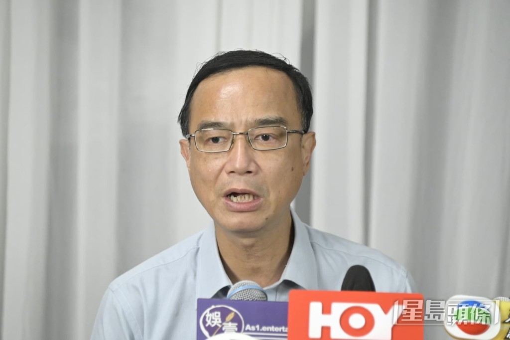 鍾志光表示，網上關於黎彼得的生平報導大部分屬實。