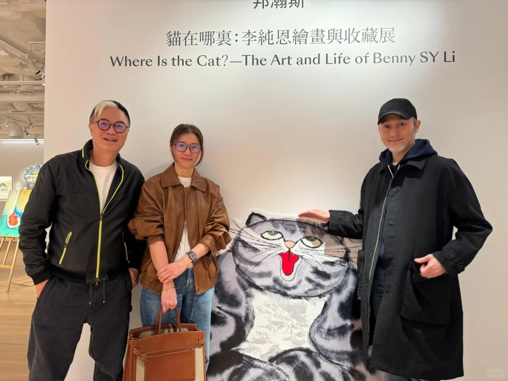 袁詠儀經常帶著Hermès手袋外出。