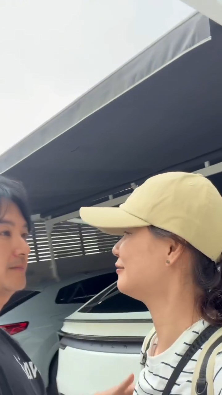 蕭正楠興奮得如同大男孩。