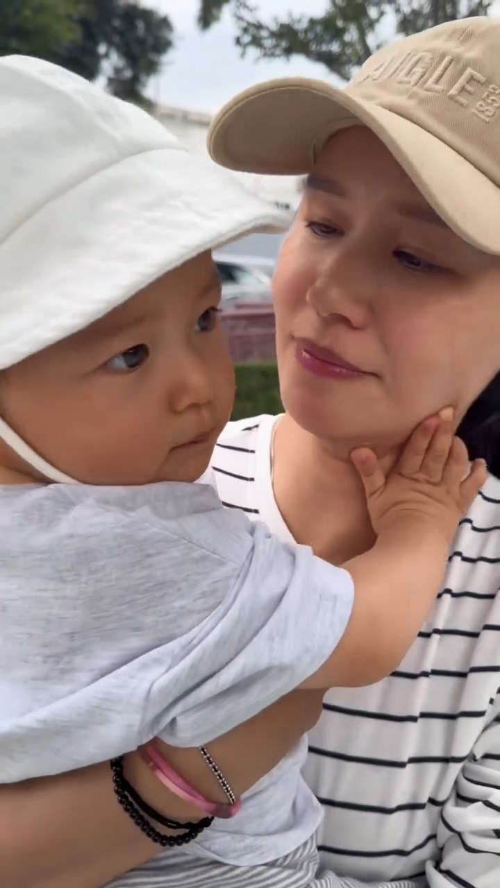 黃翠如流下幸福眼淚。