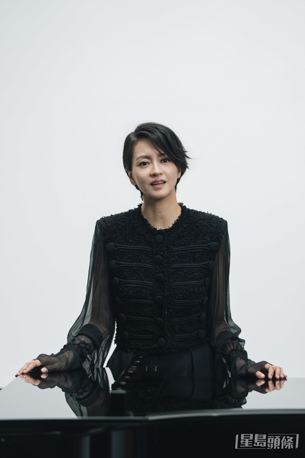 幕後工作人員再次聚首,場面如同老朋友相聚。