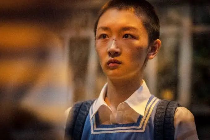 主演周冬雨憑藉《少年的你》奪得第39屆香港電影金像獎最佳女主角。