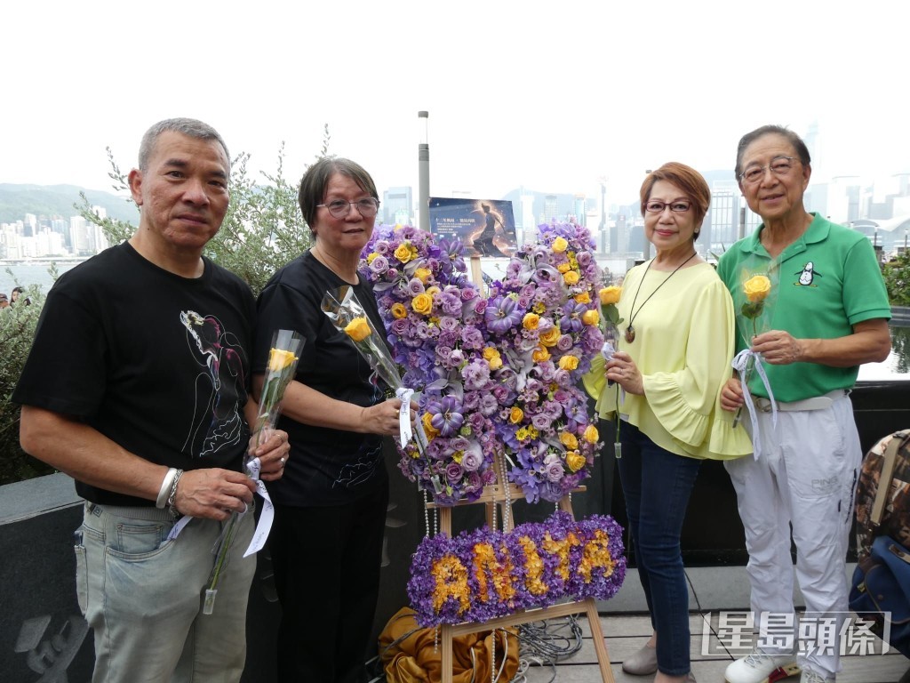 林威廉師傅(左起)、「芳心薈」會長Eva、車淑梅及張文新合影。