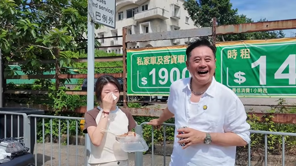 提起父親，Charmaine忍不住落淚說：「他總是不想我們擔心，其實他也很需要被關心！」