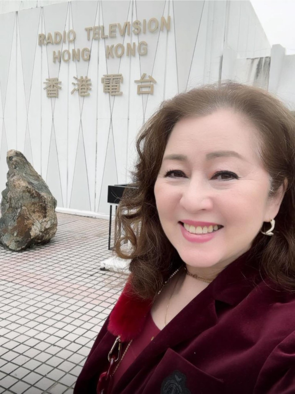 張瑪莉2012年再婚，據悉與現任丈夫在教會認識。