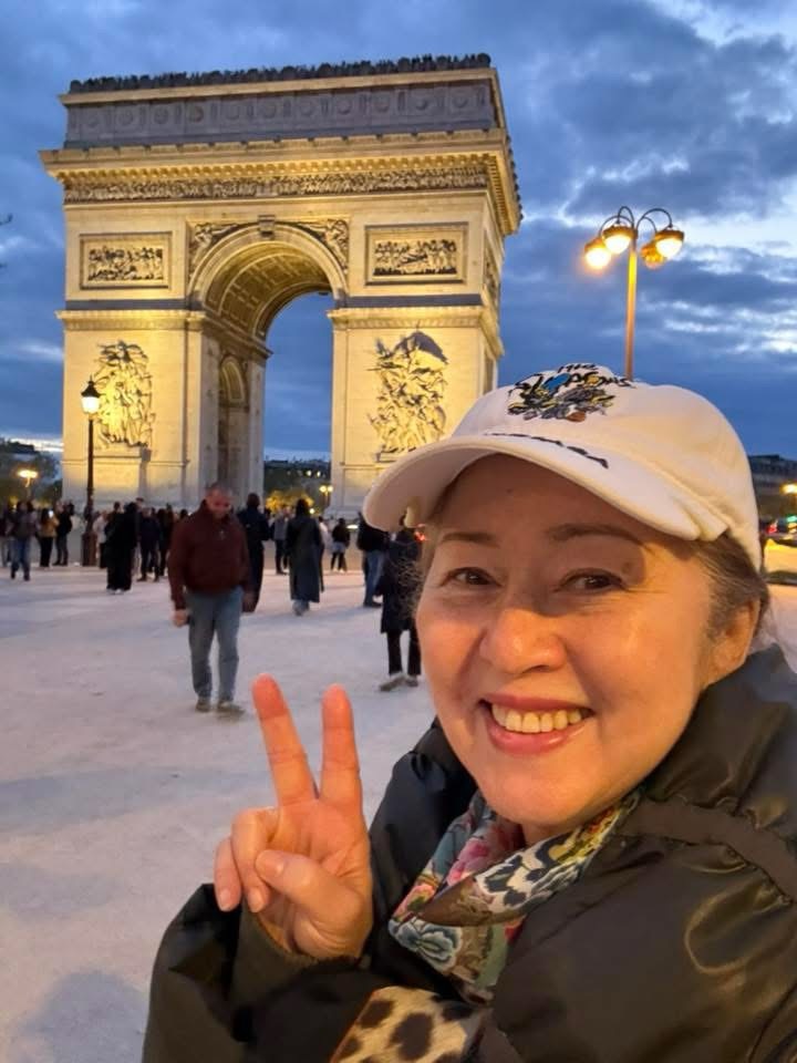 張瑪莉享受旅遊，過著寫意人生。