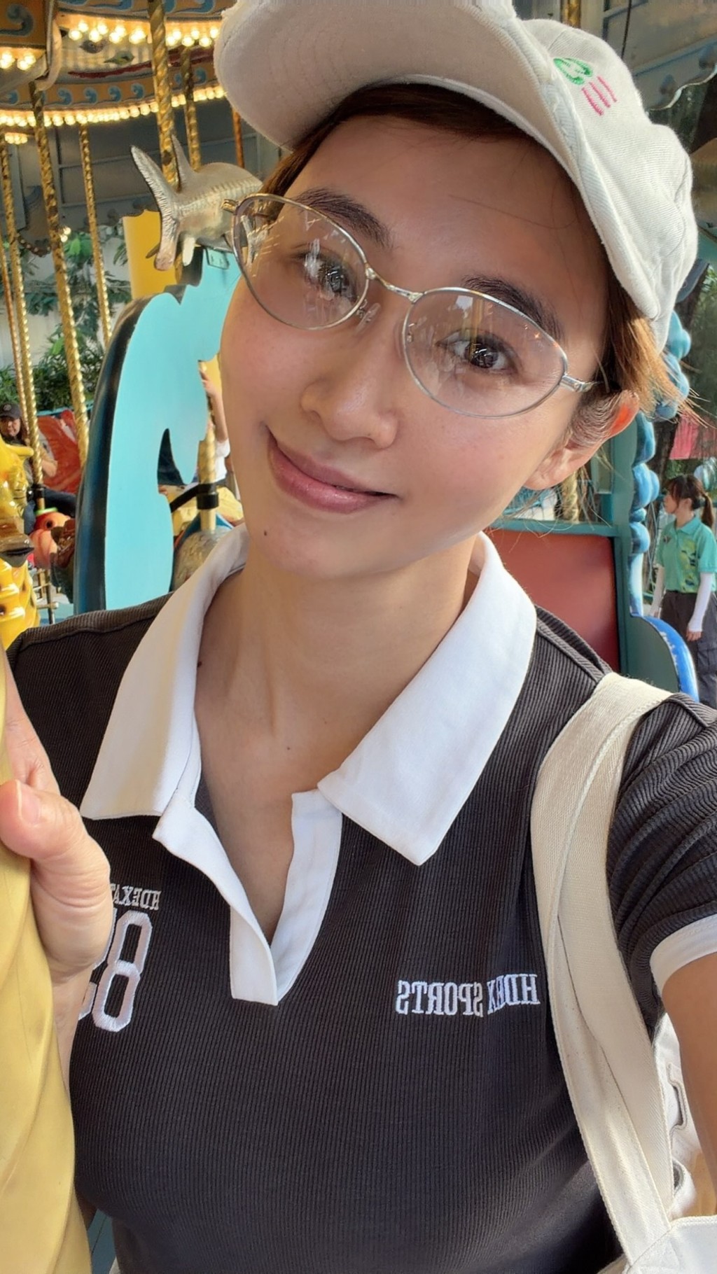 莊韻澄在節目中罕有談及前男友張致恒。