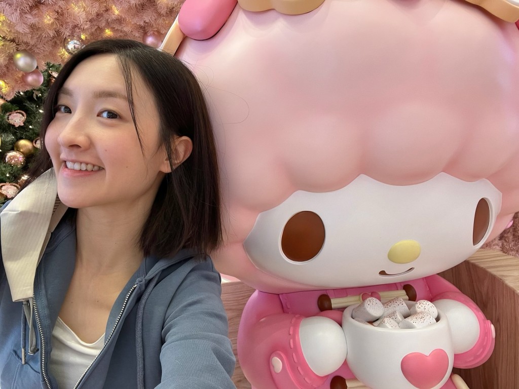 林欣彤與Melody的可愛合照。
