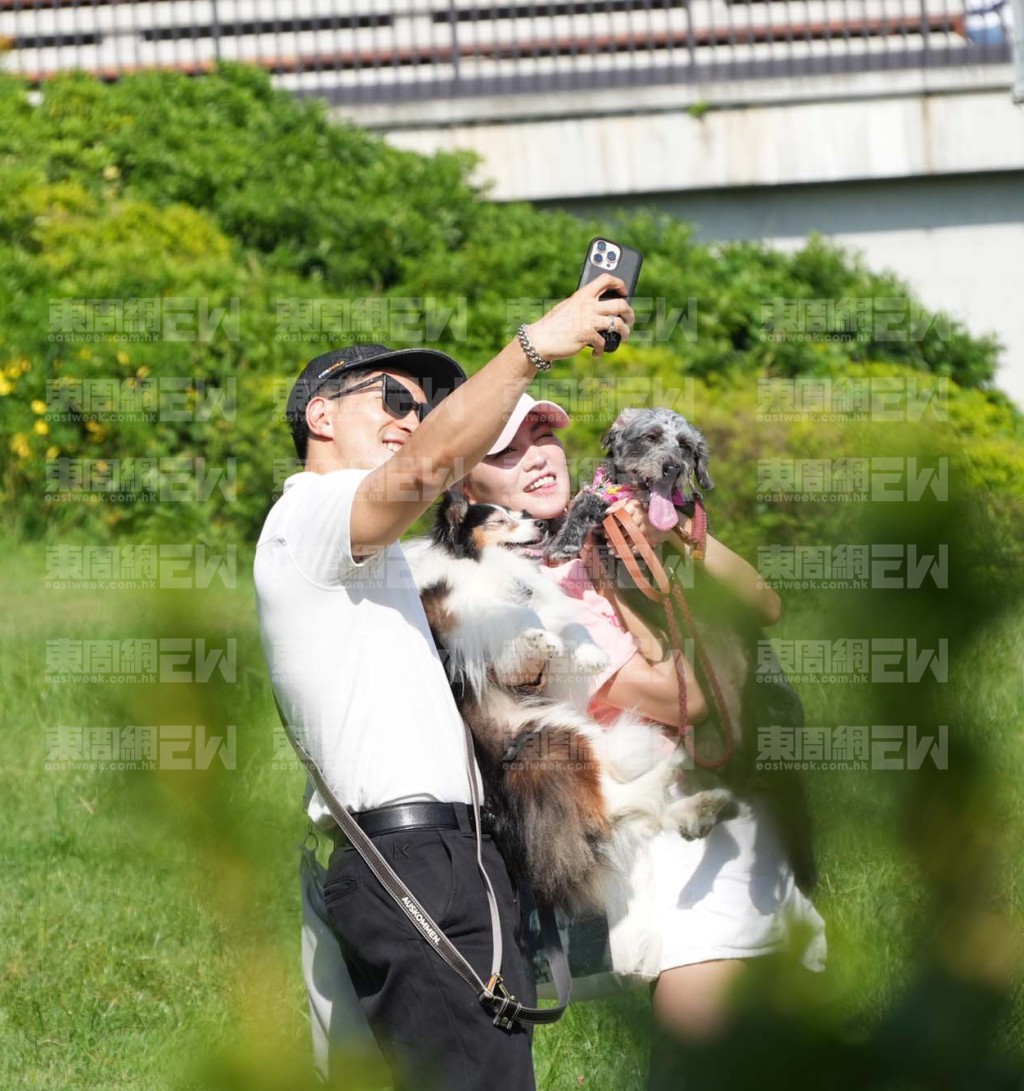 關嘉敏與黃家俊曾被拍到一起甜蜜放狗。