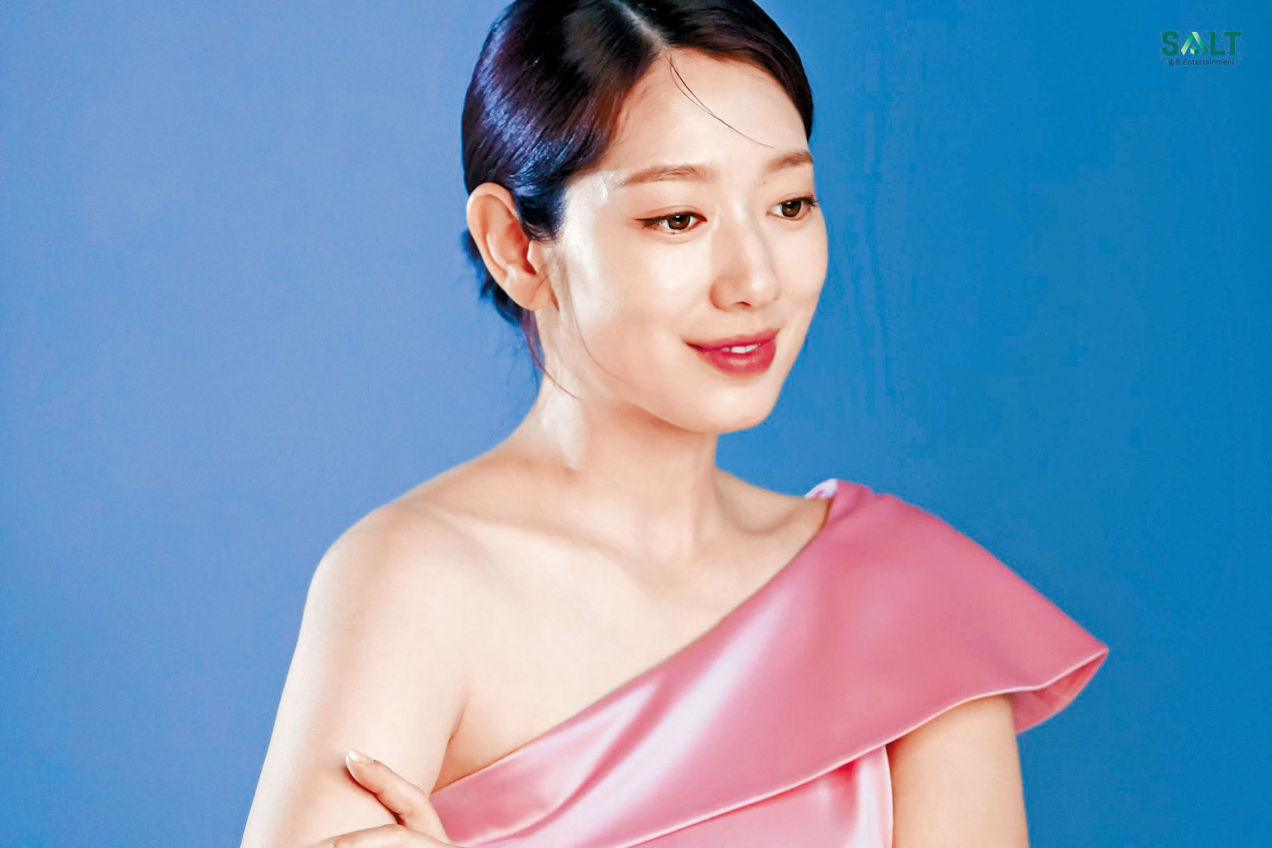 朴信惠昨宣布再誕下女兒，母女平安。