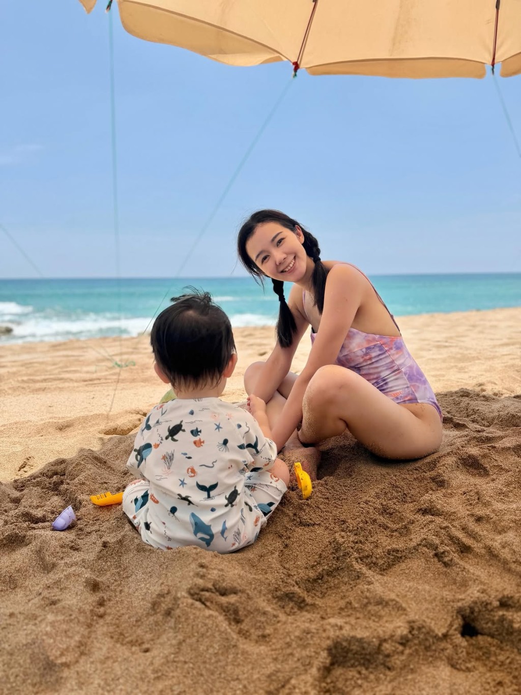 麥明詩散發著青春氣息。