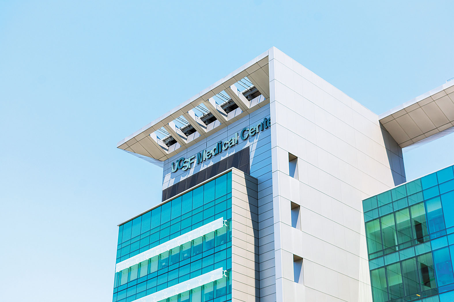 聯邦司法部指三藩市加大醫學院在招生過程中涉及種族歧視。Adobe Stock