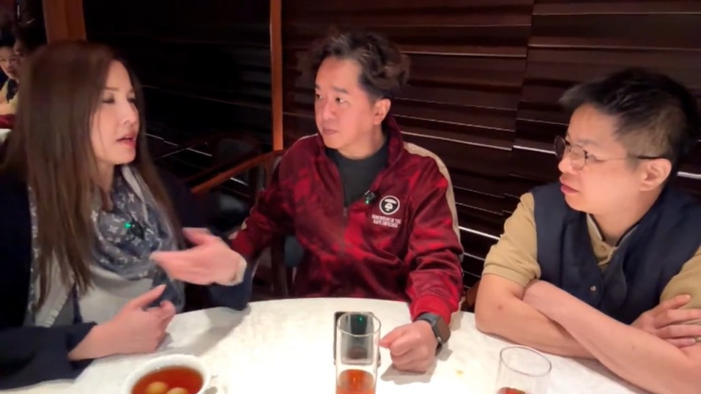 李婉華的YouTube影片中,鄧兆尊談及現時與三位紅顏知己已無性生活。