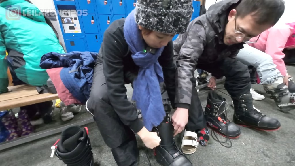 唐寧曾與該髮型師一同滑雪。