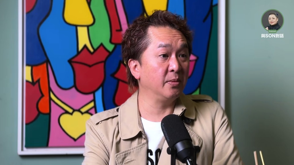 鄧兆尊從容反問「睇做訪問嗰個做咗幾多功課」,令Son姐一時語塞。(影片截圖:《與Son對話》)