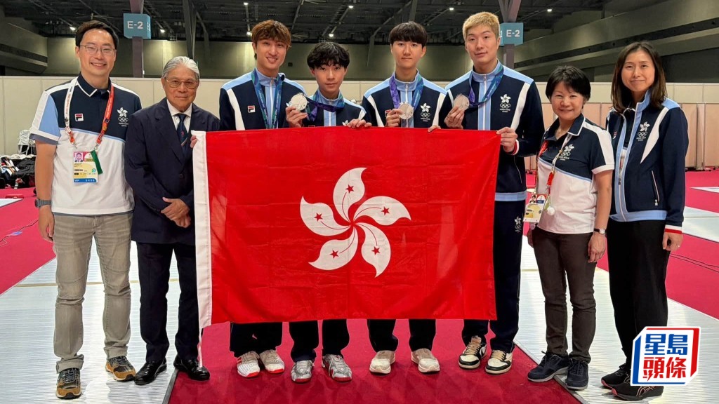 文體旅局常秘沈鳳君名古屋亞運續為港隊打氣 見證花劍男團奪銀