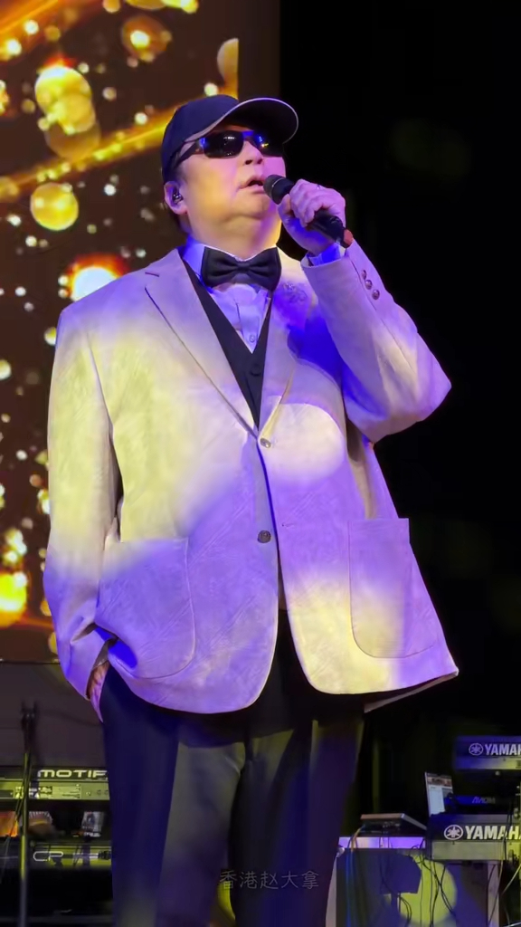 蔡楓華曾澄清，關於「一剎那光輝不代表永恆」的言論並非影射張國榮。
