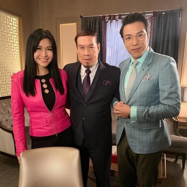 白彪在《愛．回家》中飾演雷公一角。