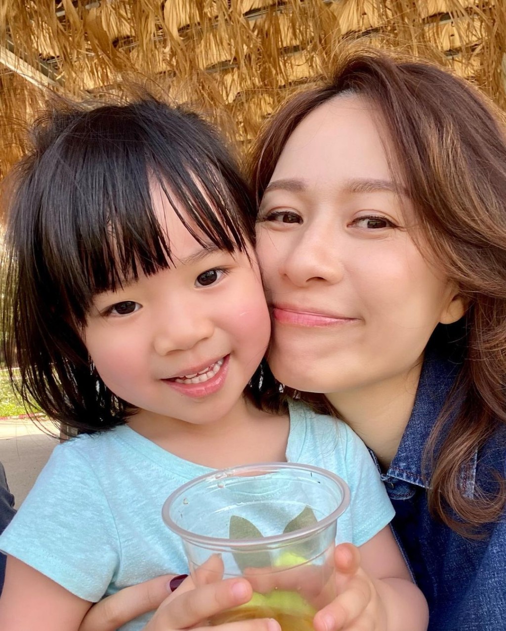 鄺文珣懷幼女期間曾患上驚恐症。