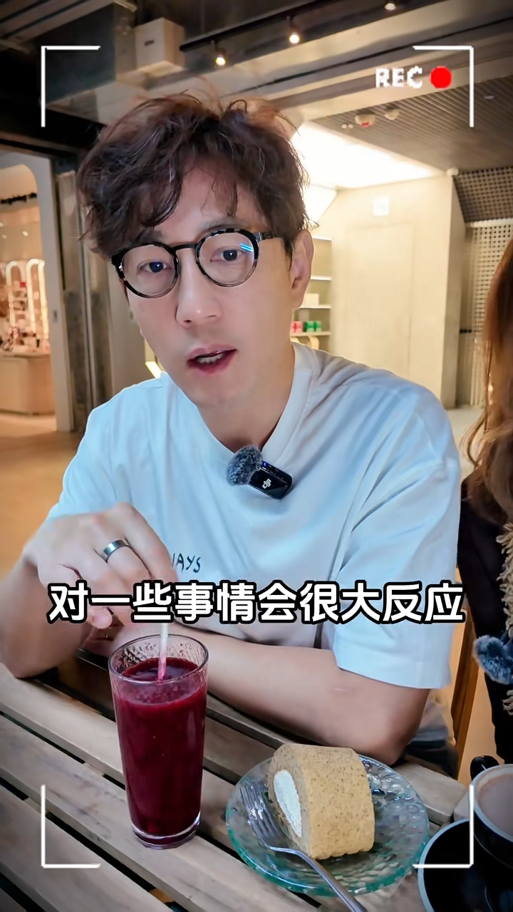 應毅烽附和道：「她確實忍了我很久，我以前是衝動派，對事情反應很大，但現在我會慢慢學習聆聽。」