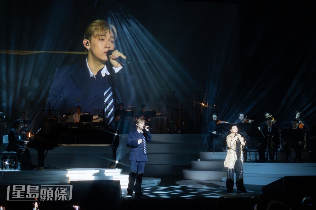 合唱環節中,陳潔靈最終選擇了張天賦的作品《September with You》一同演唱。