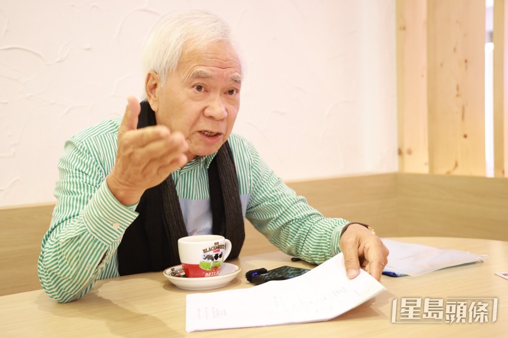 李龍基在訪問時講得相當激動。
