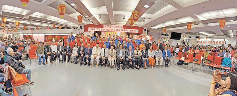 人瑞中心舉辦「慶祝中秋節暨第54屆顧委就職典禮」。