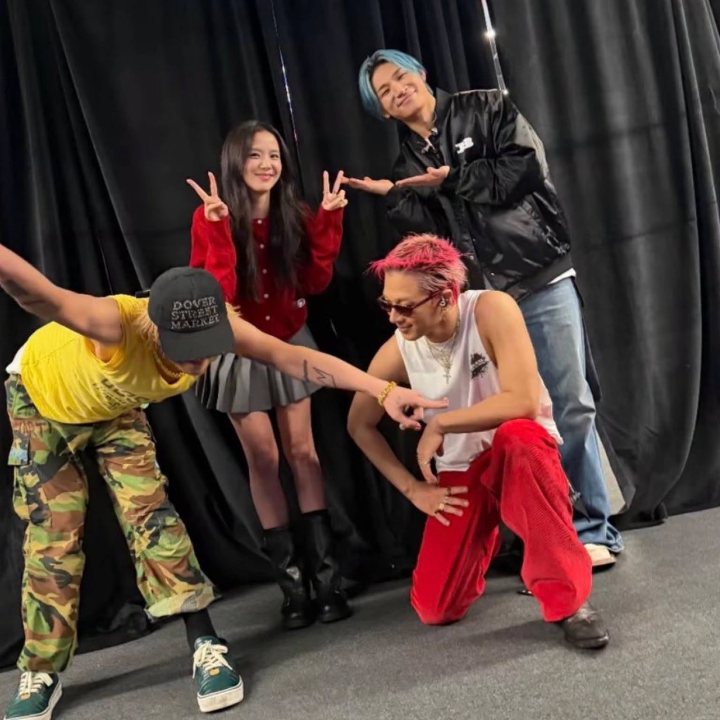 Jisoo昨日現身倫敦,支持師兄BIGBANG的20周年巡迴演唱會。
