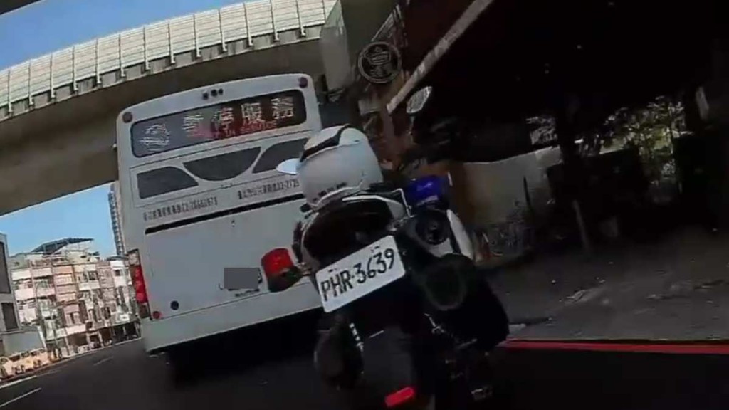台灣巴士載屍案 六旬男子車上死亡多日後始被乘客發現