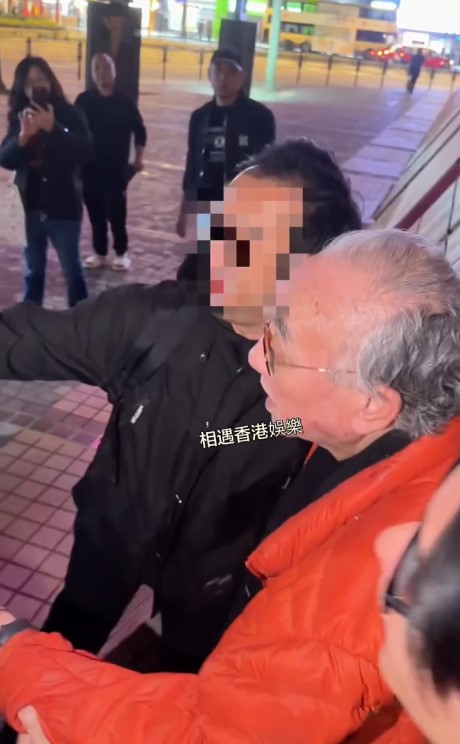 盧海鵬無力應付粉絲的合照要求。