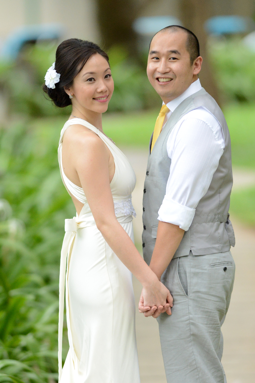 姜大衛二女姜依文於2013年嫁予印尼華僑Tim。